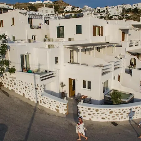 Elina And Gasthuis Agios Stefanos (Mykonos)