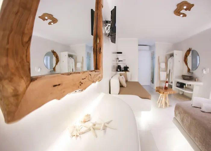 Konukevi Elina And 4*